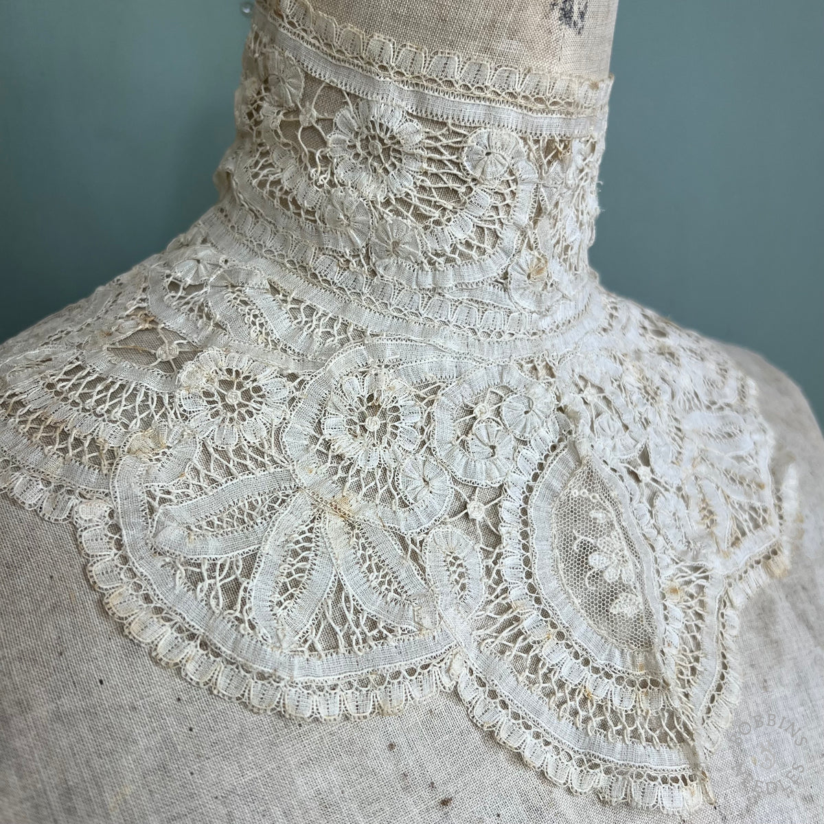 Antique Handmade Brussels Duchesse-Style High Neck Lace Collar