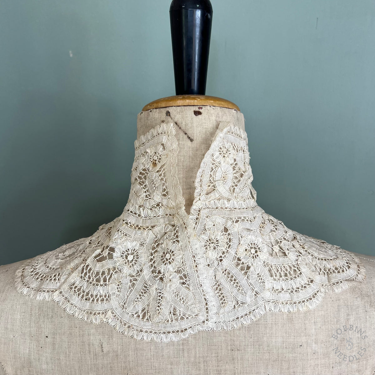 Antique Handmade Brussels Duchesse-Style High Neck Lace Collar