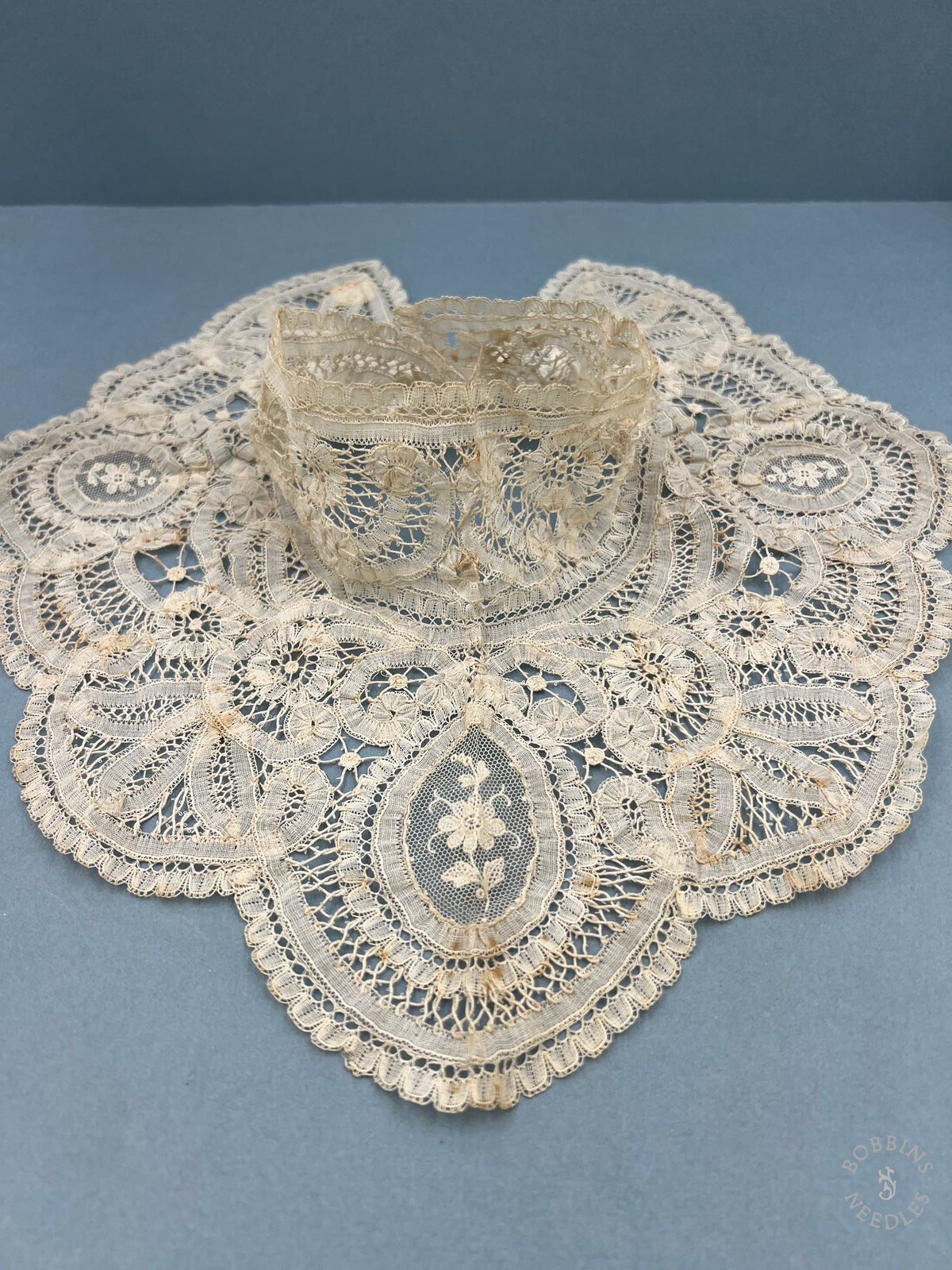 Antique Handmade Brussels Duchesse-Style High Neck Lace Collar