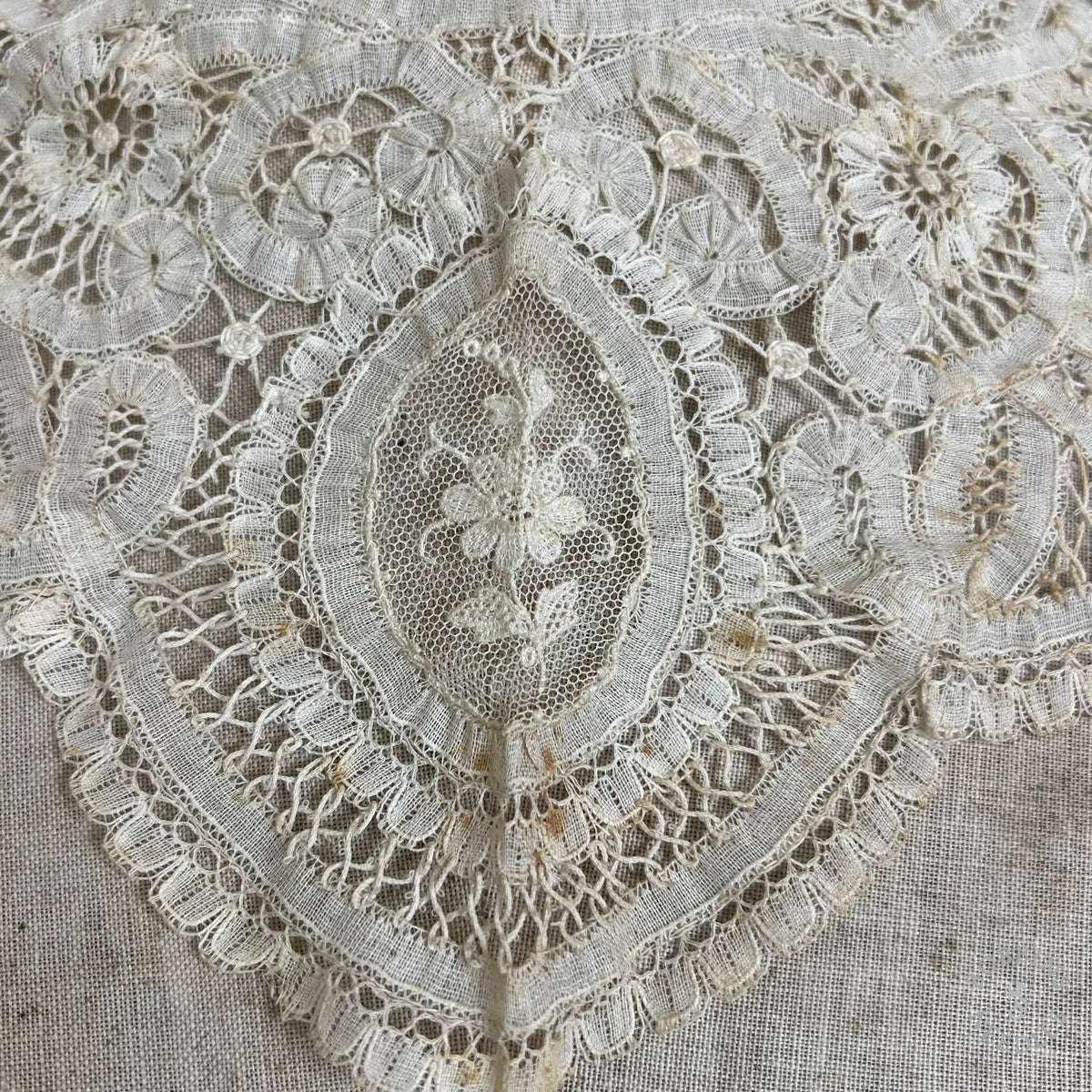Antique Handmade Brussels Duchesse-Style High Neck Lace Collar