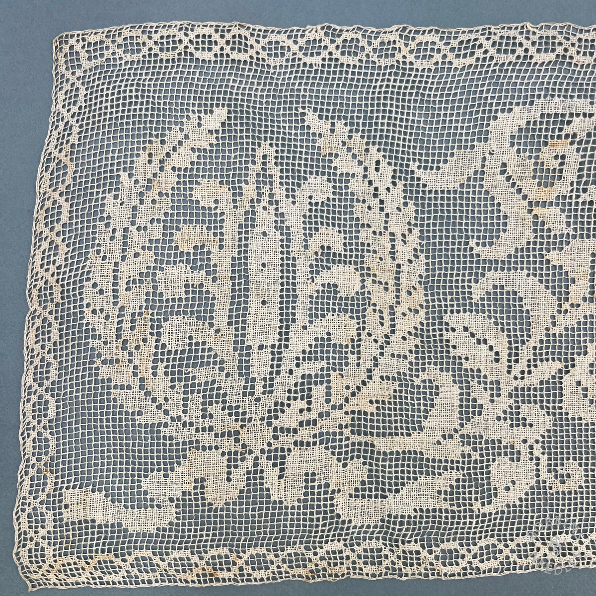 Antique Handmade Filet Lace Table Runner or Panel – 138 × 26 cm