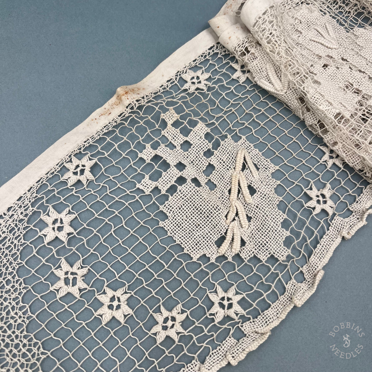 Antique Handmade Filet Altar Lace with IHS Christogram & Sacred Heart – 245 × 20 cm