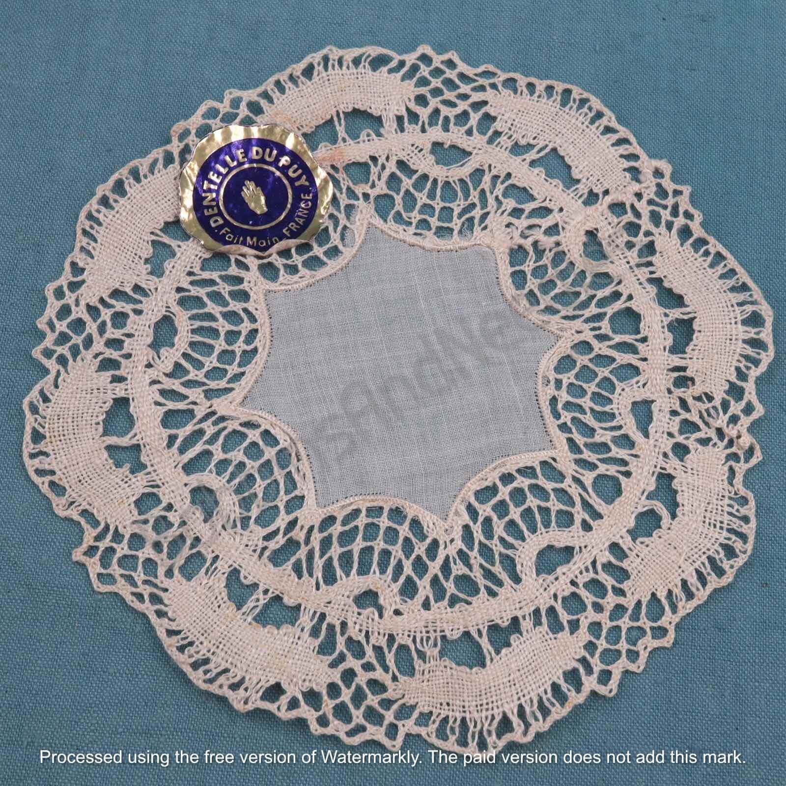 French Linen Doily with Handmade lace border - Dentelle du Puy