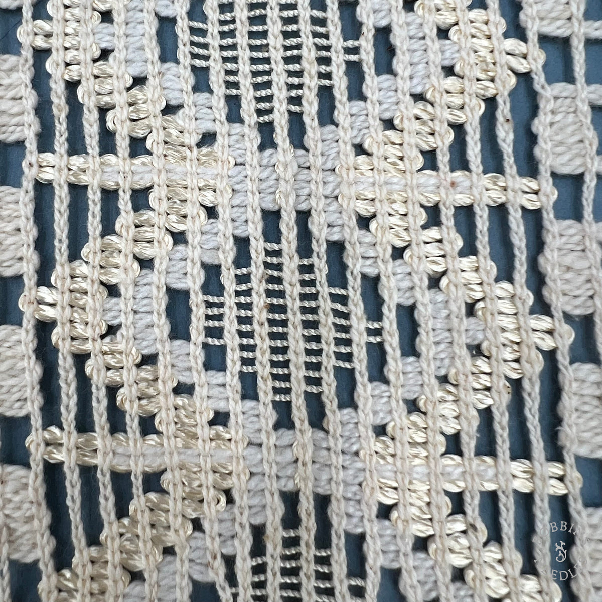 Vintage Geometric Lace Wide Trim | Shiny Threads