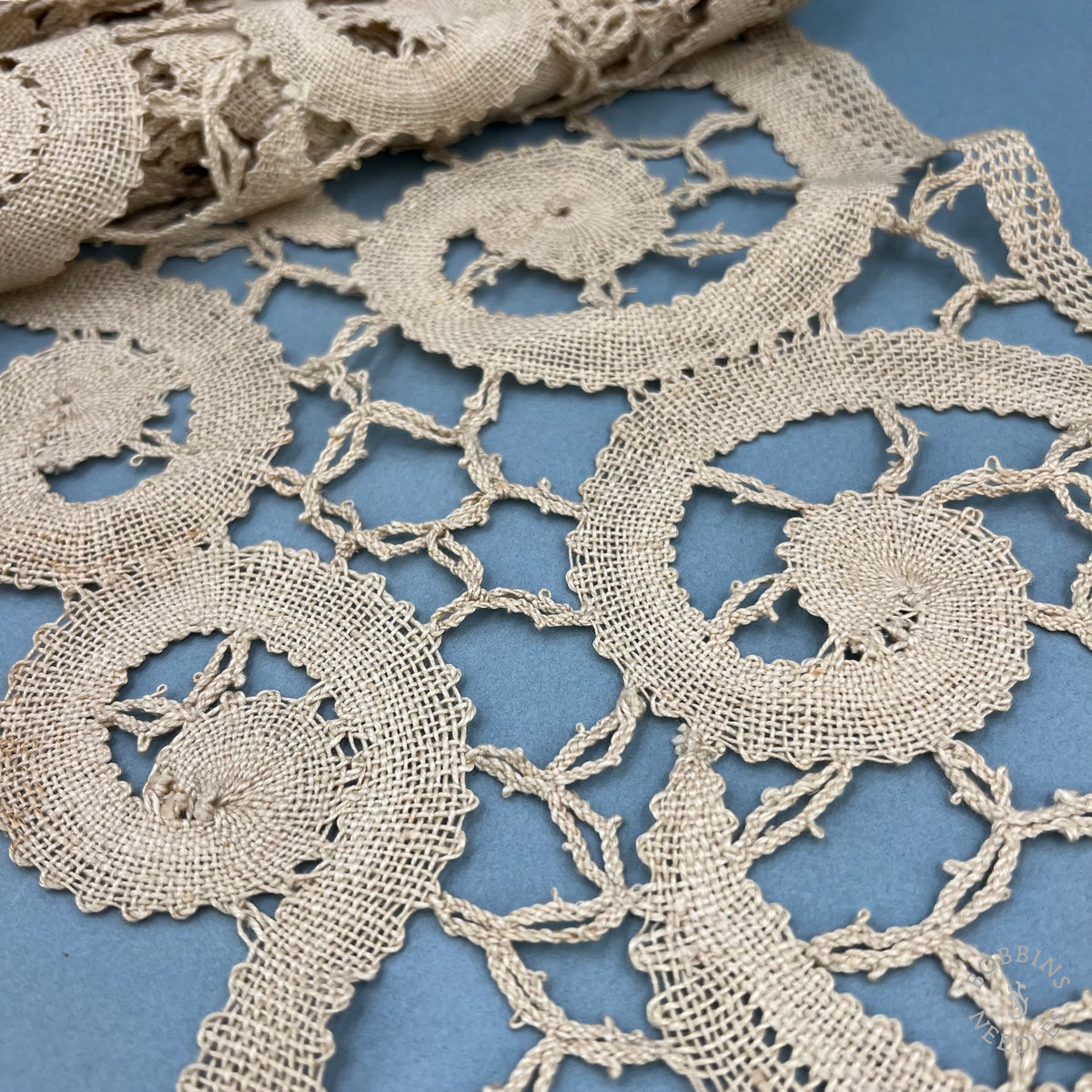 Antique Handmade Linen Bobbin Lace Border – 335 × 26 cm