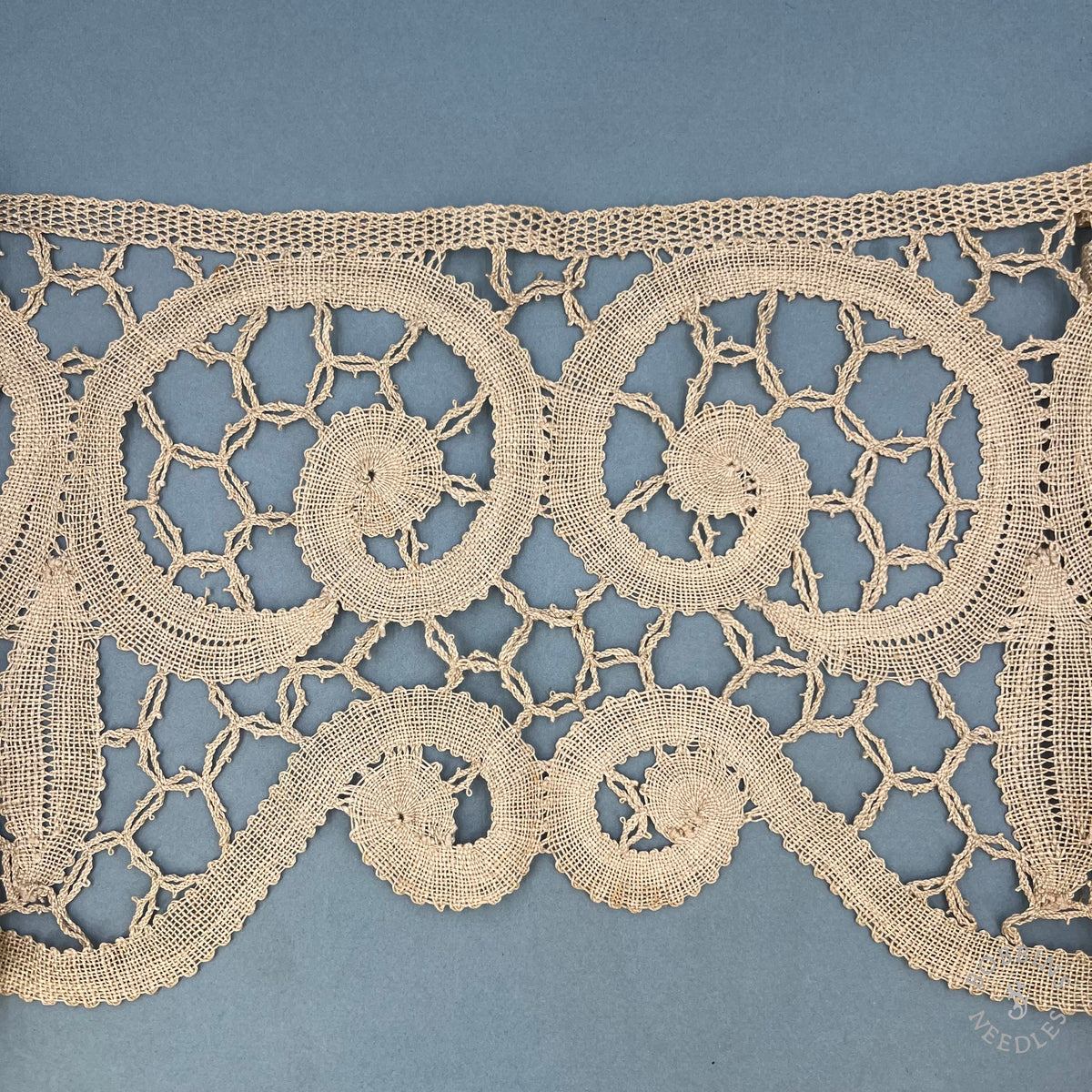 Antique Handmade Linen Bobbin Lace Border – 335 × 26 cm