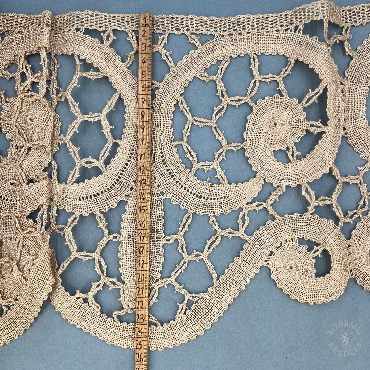 Antique Handmade Linen Bobbin Lace Border – 335 × 26 cm