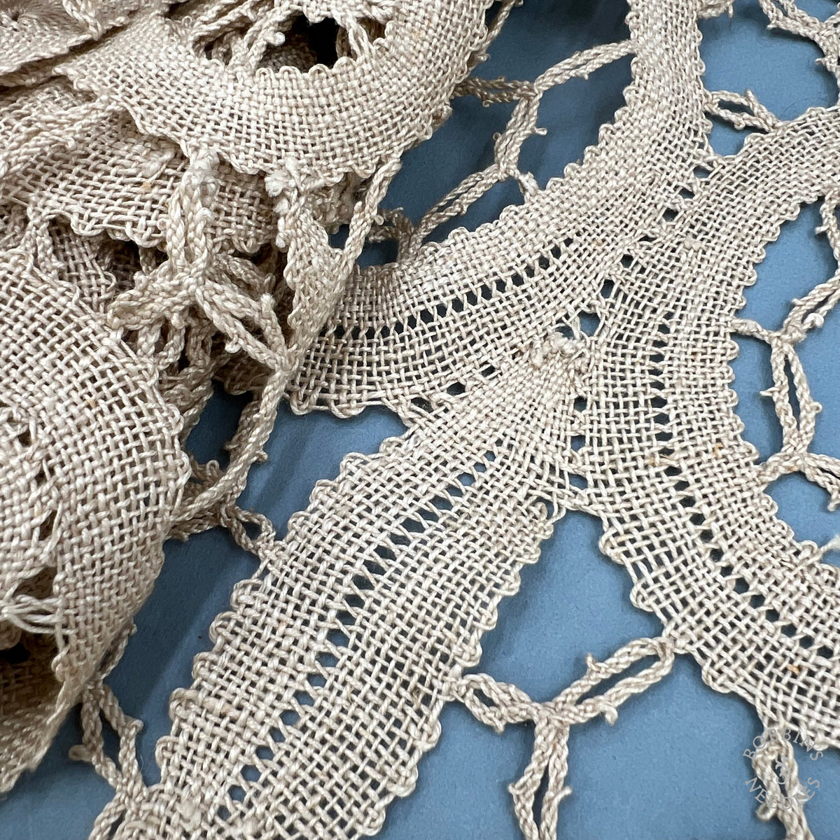 Antique Handmade Linen Bobbin Lace Border – 335 × 26 cm