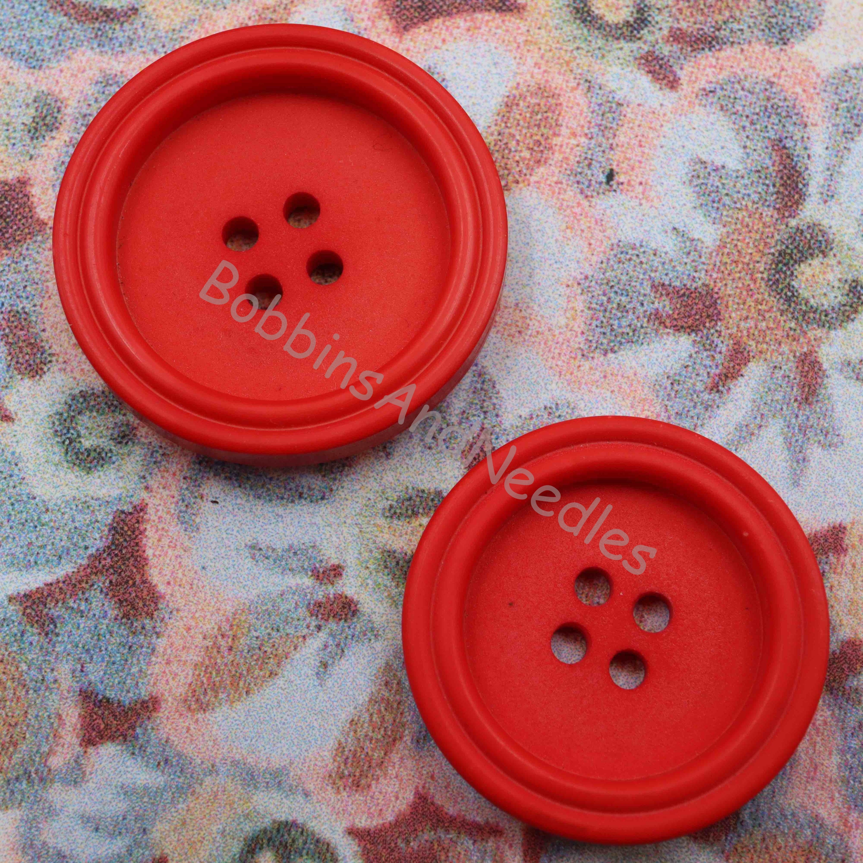 Set of 11 Large Red Casein Buttons Ø 30 mm Ø 27 mm Double Rim Design