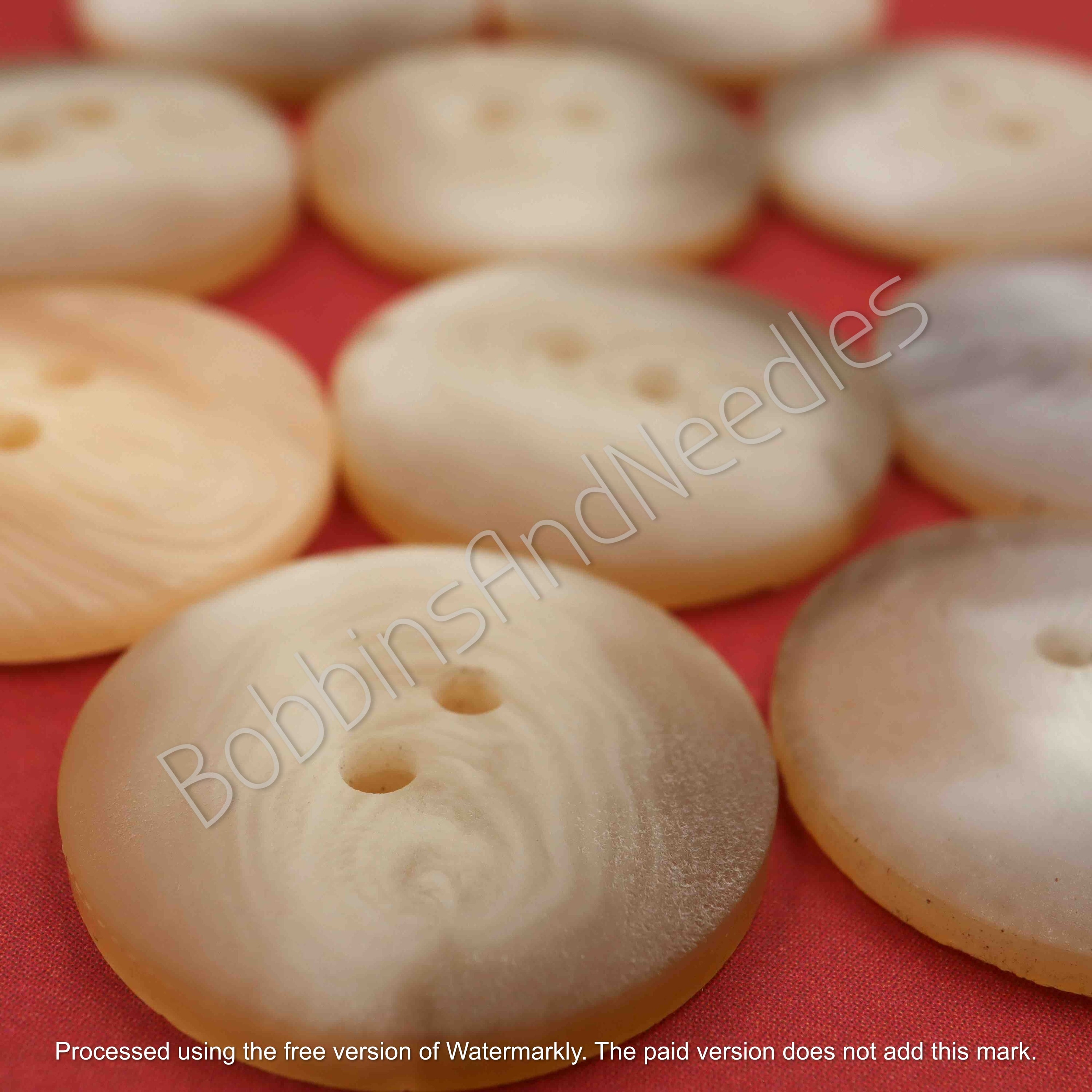 Set of 10 Casein Buttons Ø 23mm Marbled Light Cream and Beige