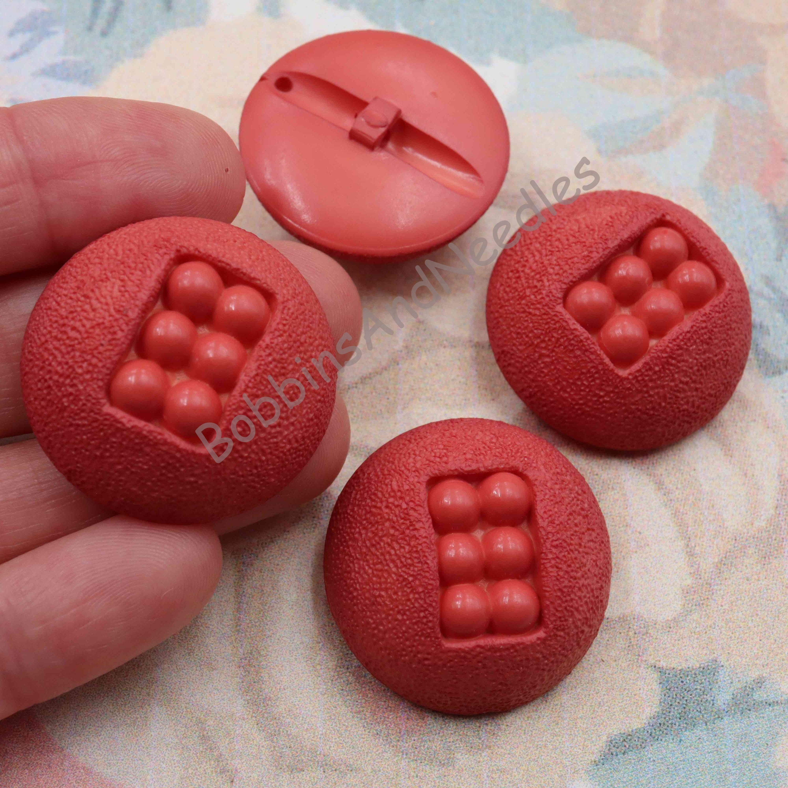 Set of 4 Large Red Couture Button Ø 30 mm Casein