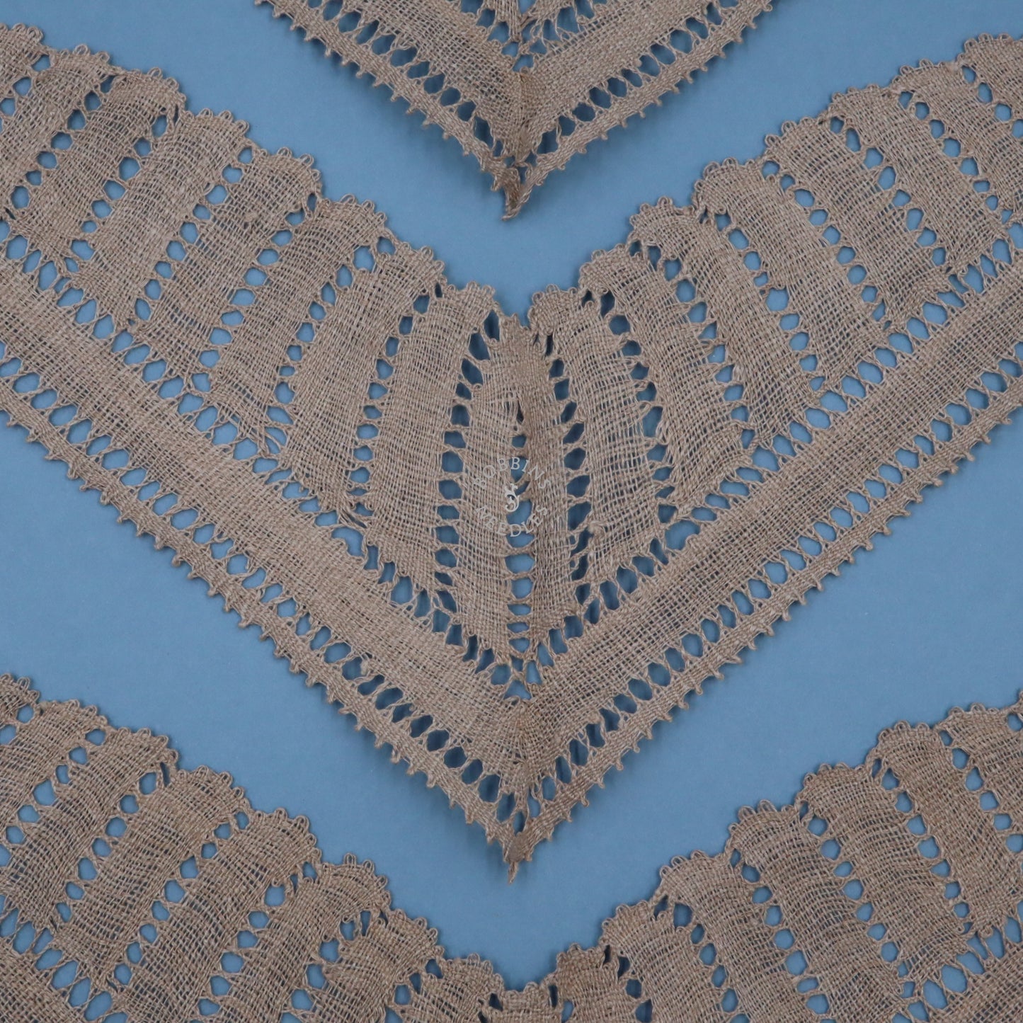 Set of 2 Handmade Linen Lace Corners – V-Shaped Inserts
