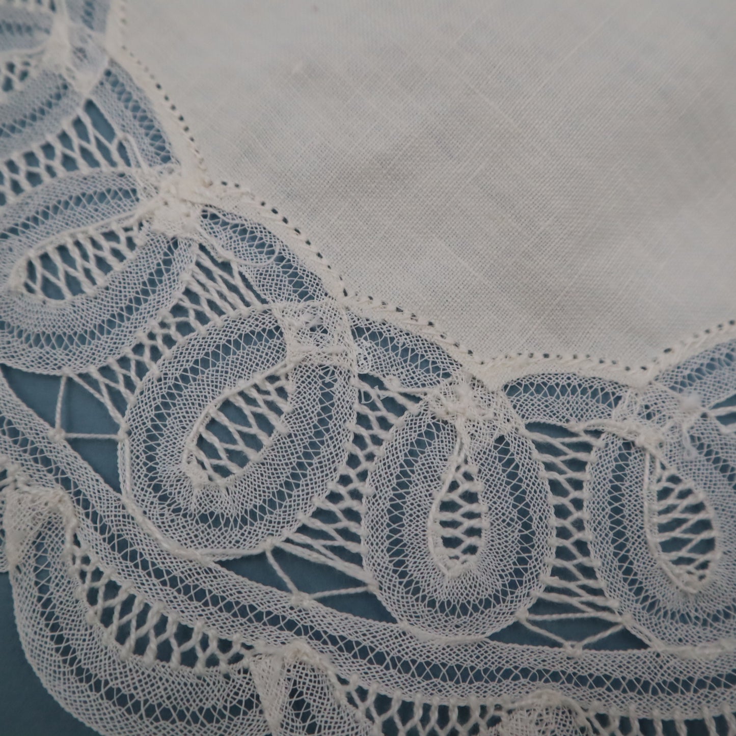 Set of 2 Vintage Belgian Linen Doilies with Handmade Tape Lace Border – Round White Lace Mats