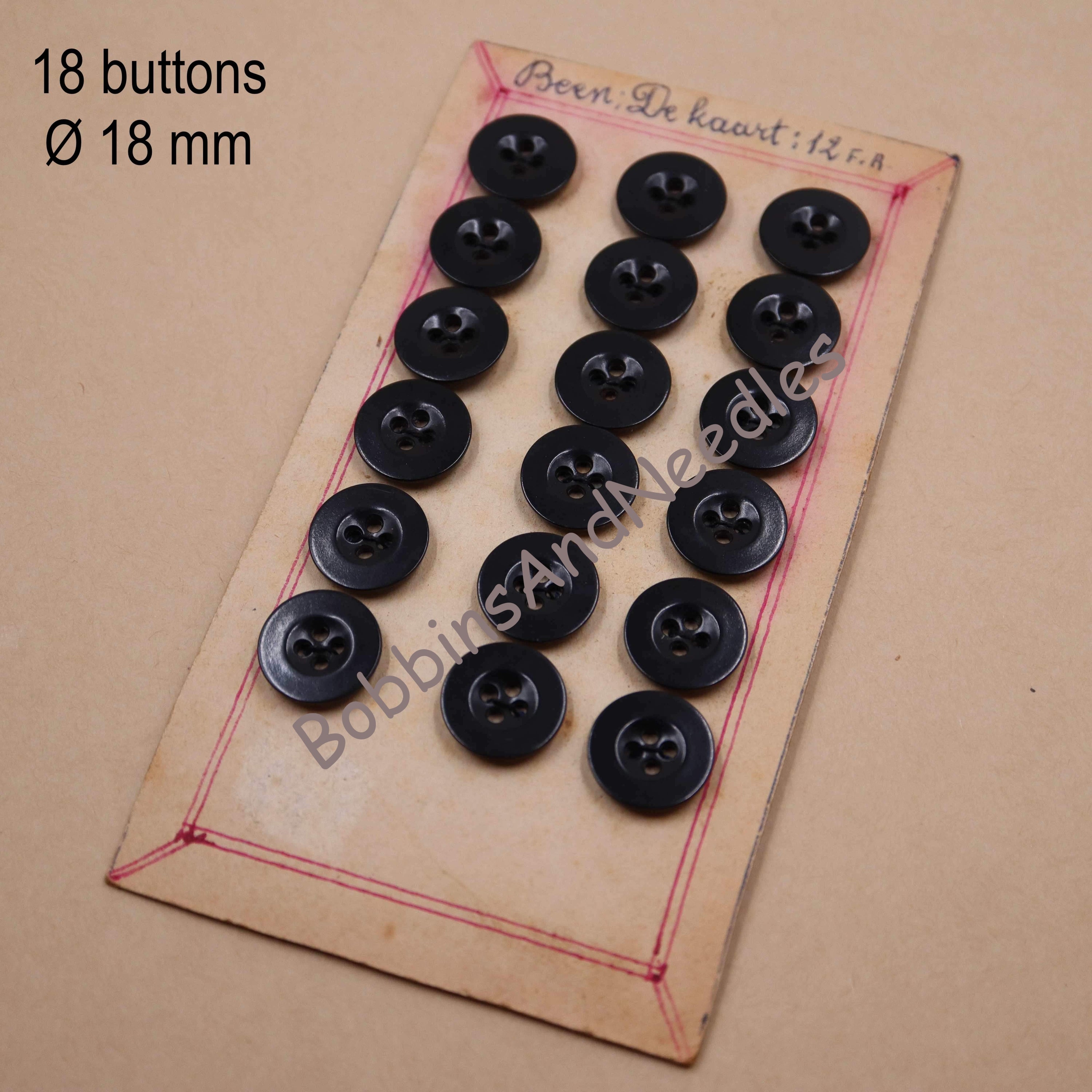 Vintage Card with 18 Bone Buttons Ø 18 mm Round Black