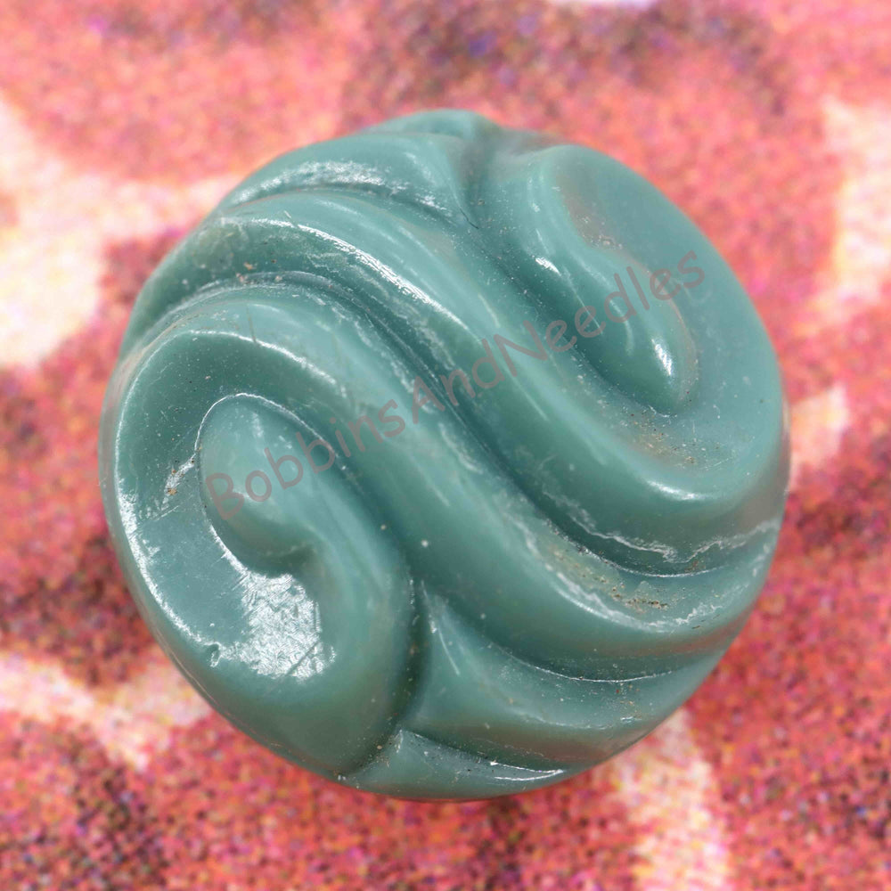 Set of 4 Couture Casein Buttons Ø 17 mm Teal Green with Swirl Design