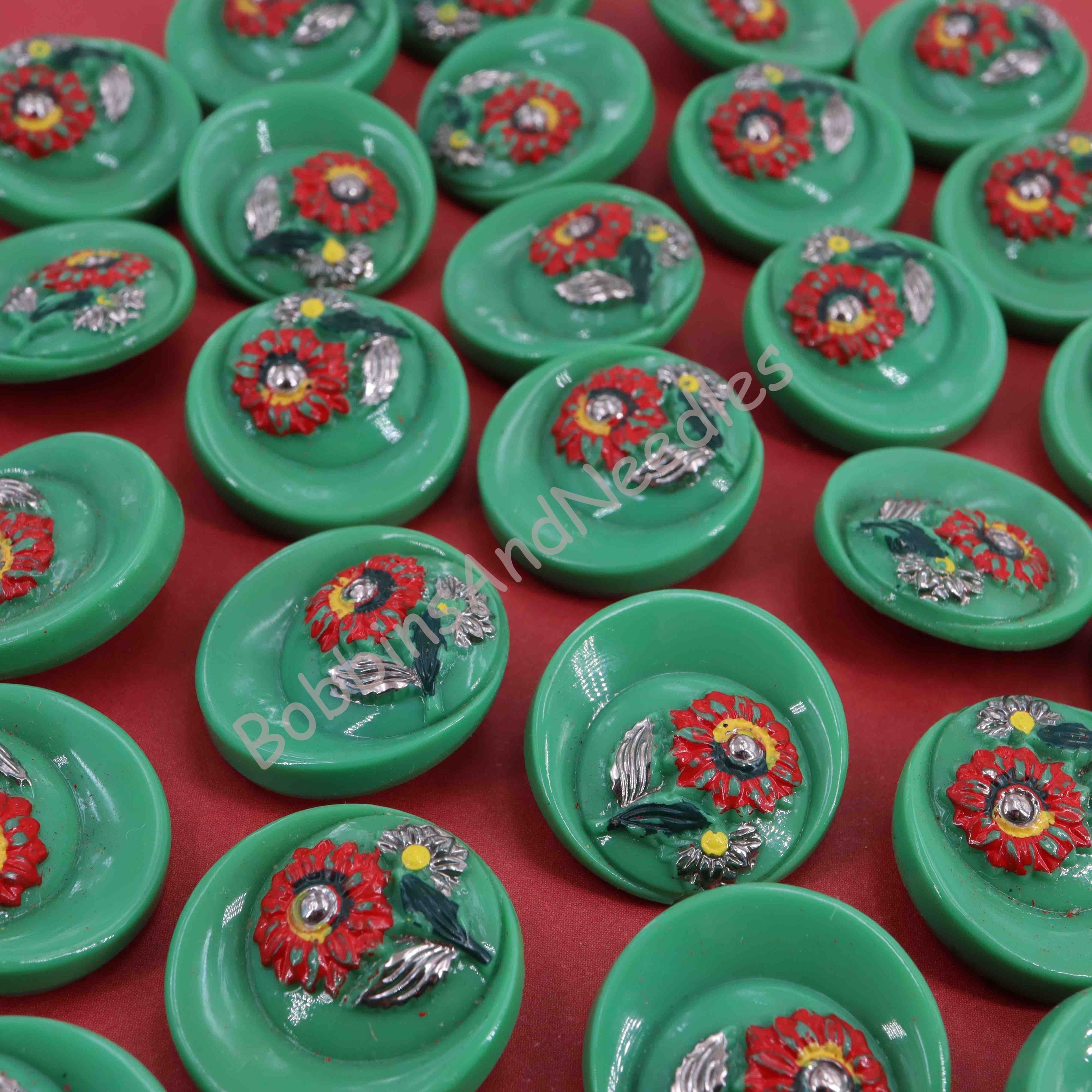 Set of 6 Couture Buttons Ø 23 mm Casein - Floral Design in Green & Red