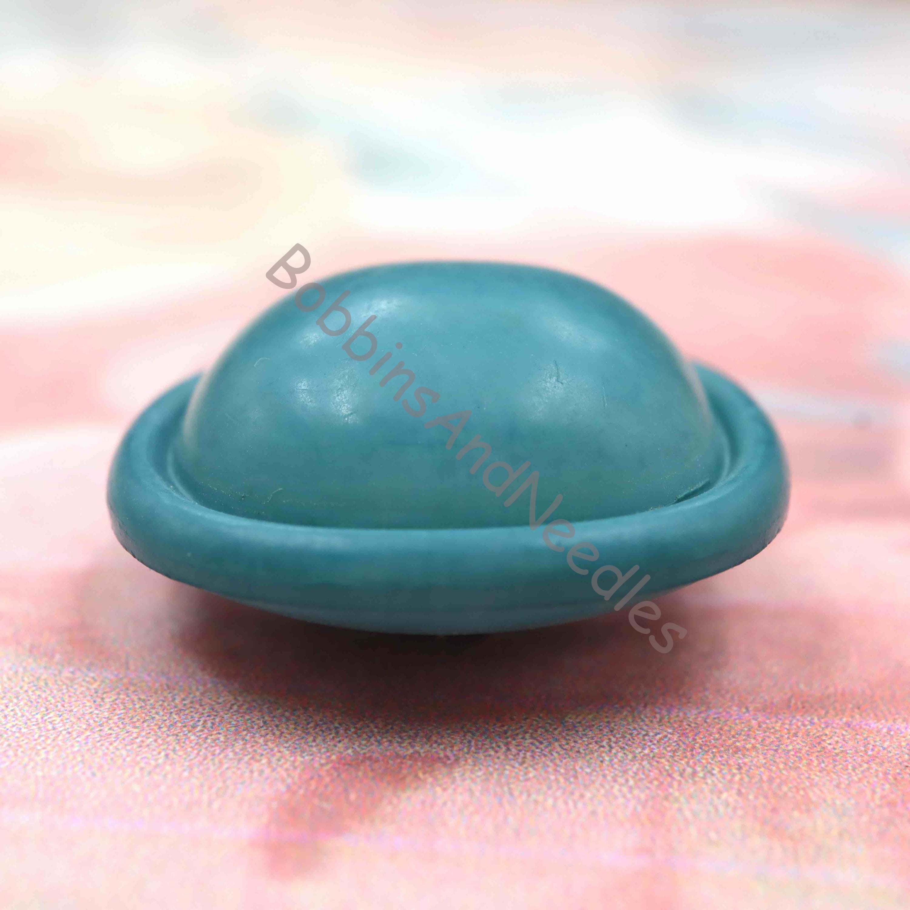 Set of 4 Couture Buttons Ø 22 mm & Ø 17 mm Teal Green Vintage Casein Dome Shank Back