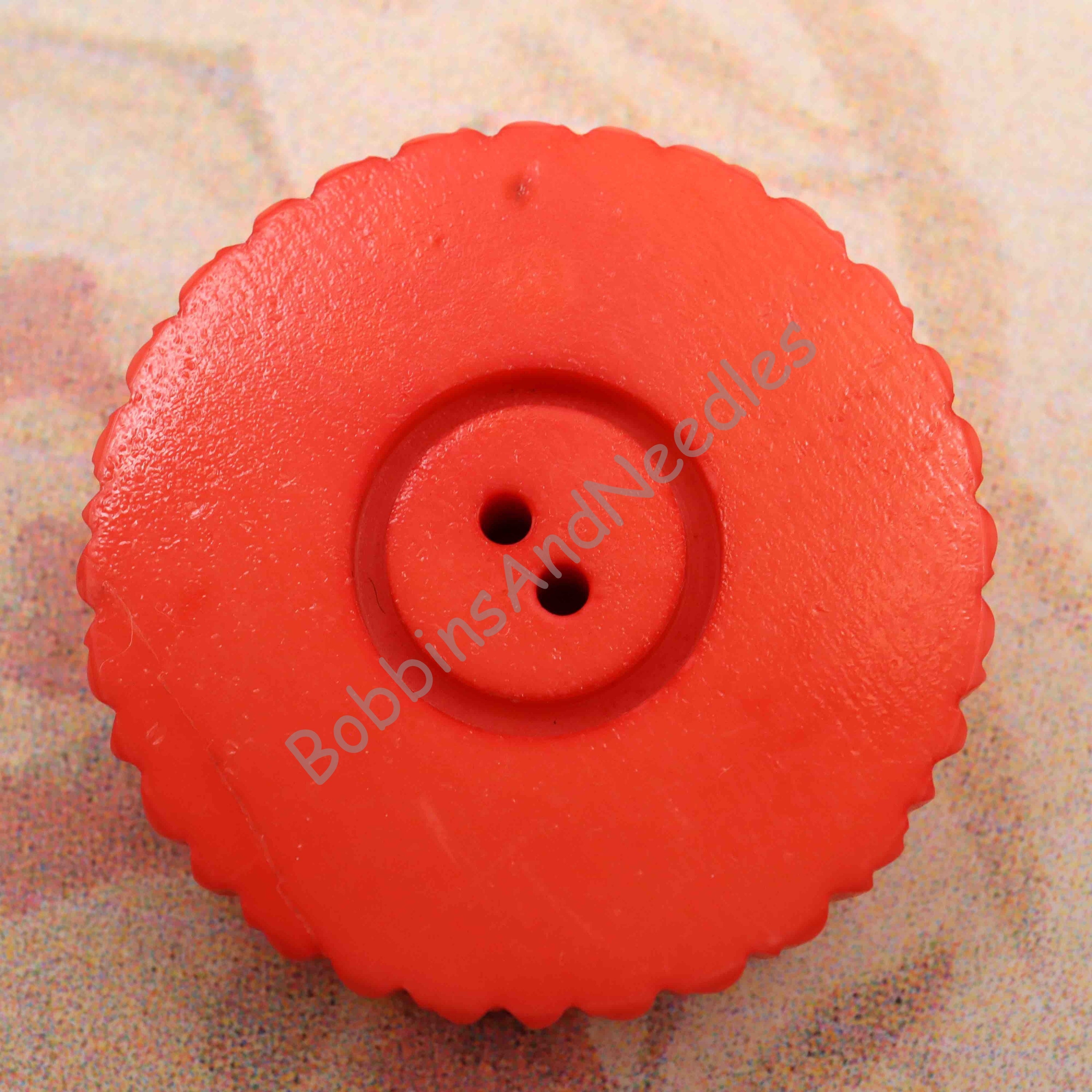 Set of 3 Large Red Couture Casein Buttons Ø 31 mm with Ribbed Edge