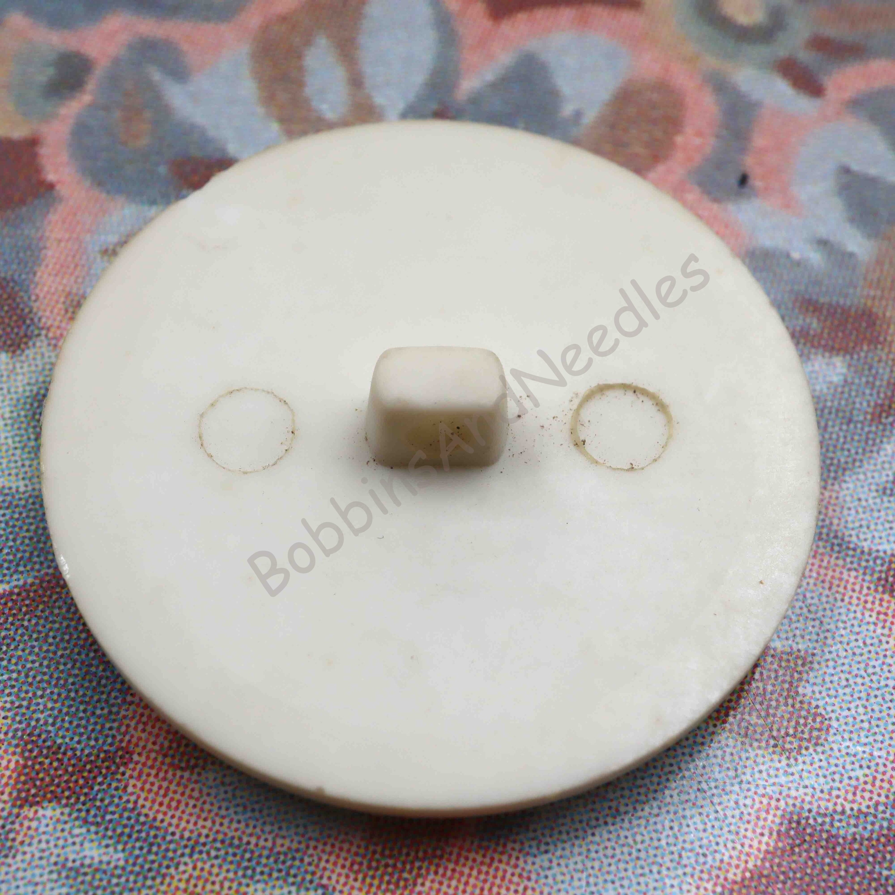 Set of 3 Vintage Buttons Ø 38mm Shank Back Ivory-Like