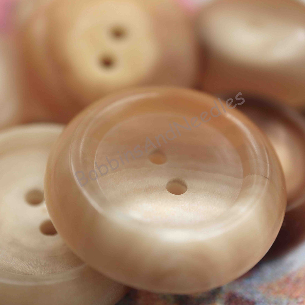 Set of 8 Vintage Mock Horn Button Ø 27 mm & Ø 25 mm in Caramel Tones